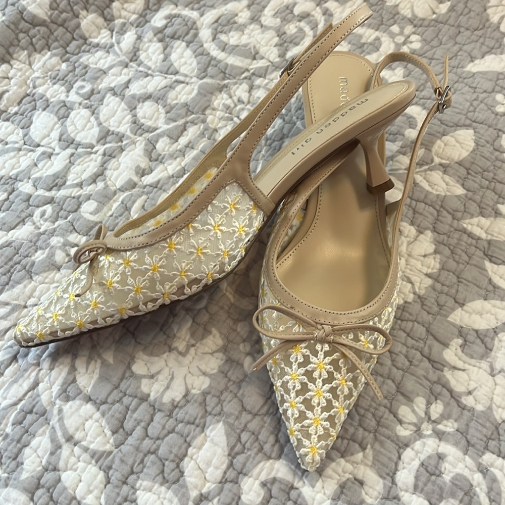 kitten heels size 9.5
